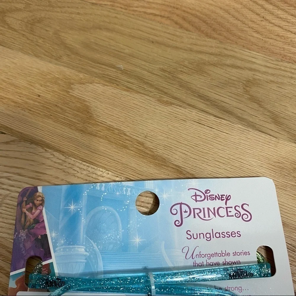 Disney Princess Little Mermaid Seashell Sunglasses NWT 100% UV Protection